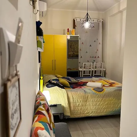 Гостевой дом New Business And Fun Camere&monolocali Gb Rossi Friendly