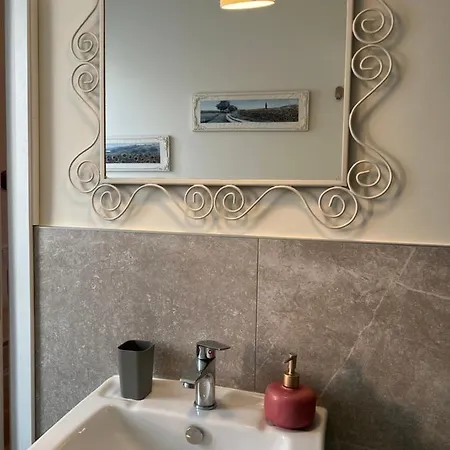 New Business And Fun Camere&monolocali Gb Rossi Friendly Гостевой дом Верона