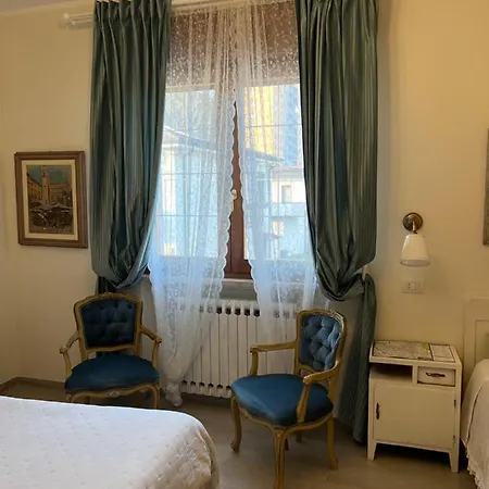 Гостевой дом New Business And Fun Camere&monolocali Gb Rossi Friendly