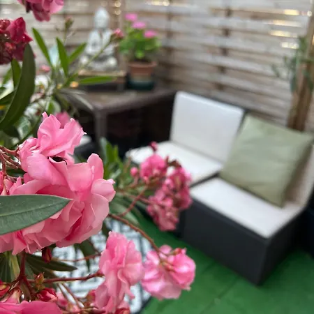 New Business And Fun Camere&monolocali Gb Rossi Friendly 3*