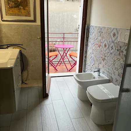 New Business And Fun Camere&monolocali Gb Rossi Friendly