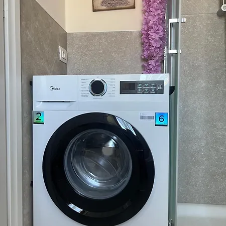 Гостевой дом New Business And Fun Camere&monolocali Gb Rossi Friendly